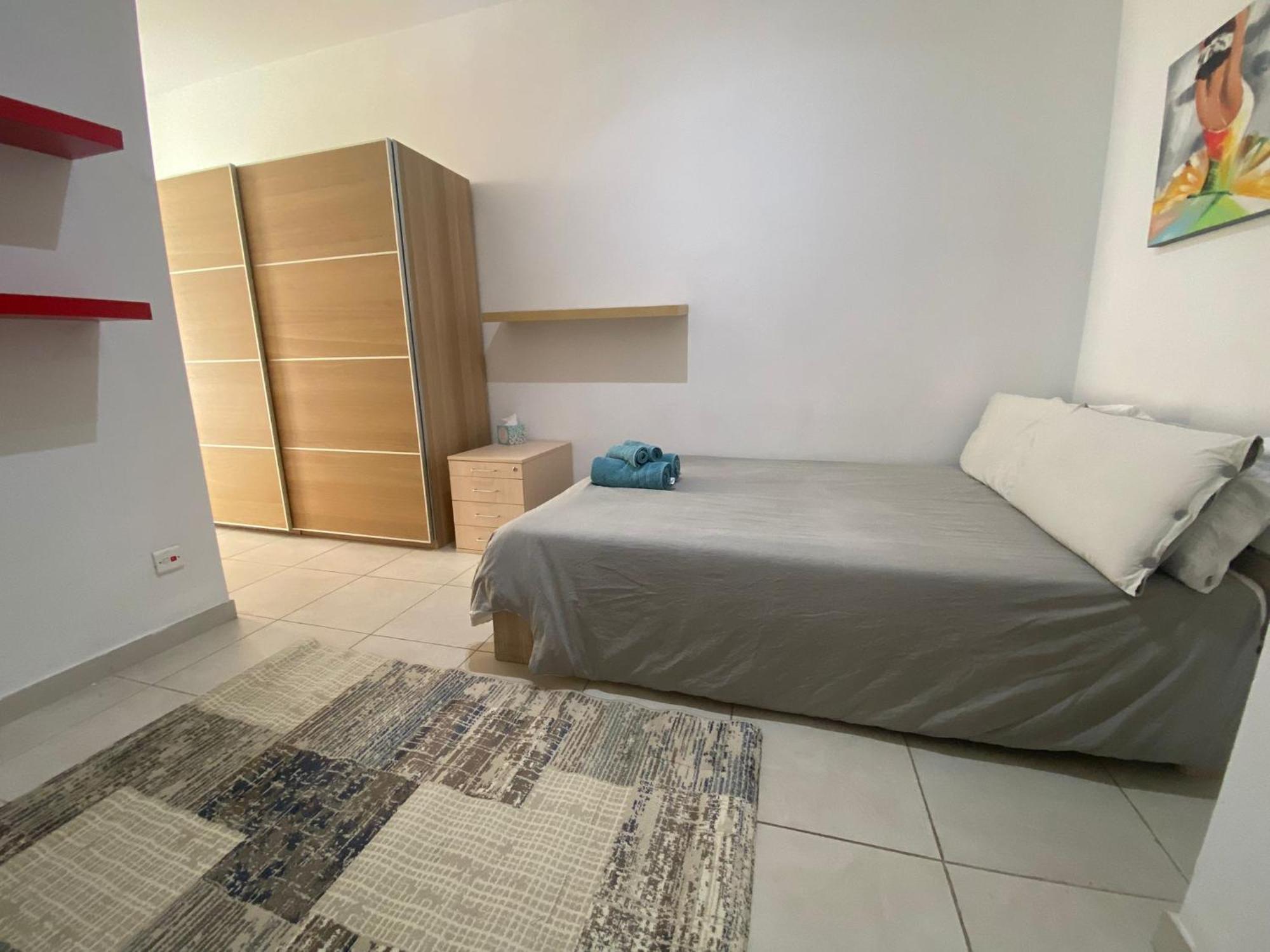 Apartamento Sliema 2Bed With Backyard Exterior foto